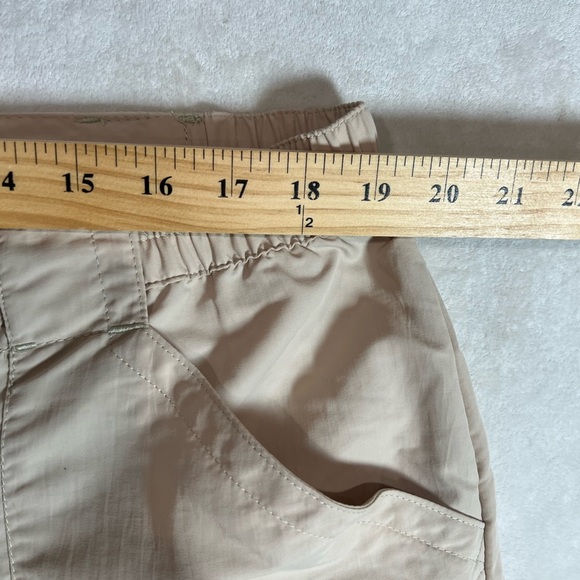L.L. Bean 38W Lightweight Tan Cargo Utility Outdoors Hiking Trousers - Picture 9 of 11